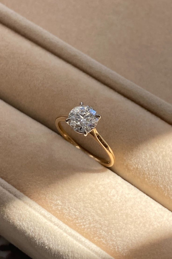 Solitaire Zircon Luxury Ring